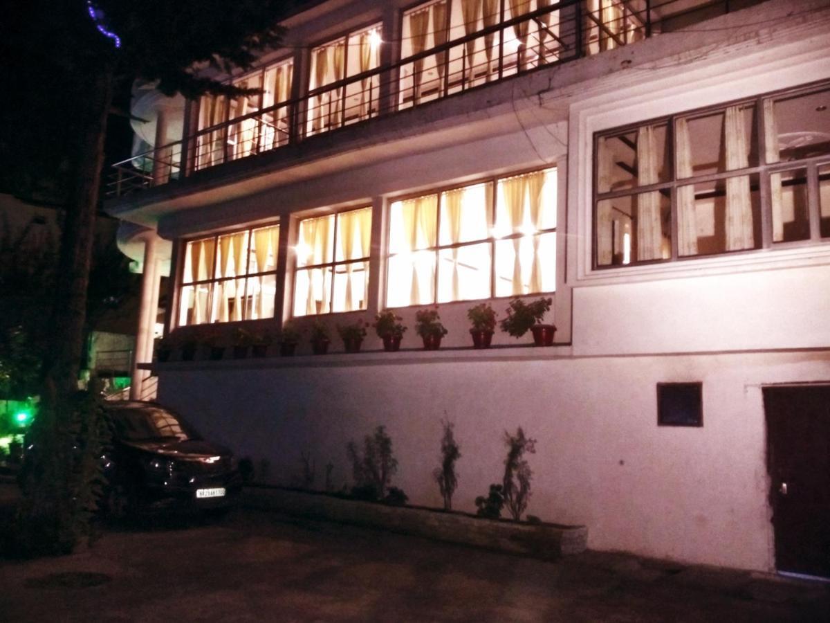 Hotel Hill Palace Kausani Ngoại thất bức ảnh